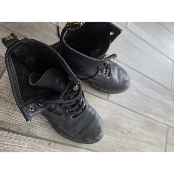 Dr. Martens 1460 Boot - Women's Size 8. Worn. Front Chipped. Condition Fair - Picture 3 of 10